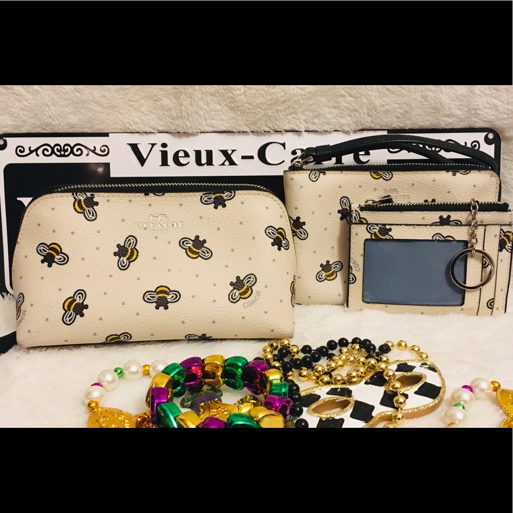 Coach Honey Bee Trio